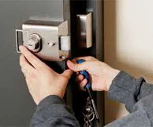 Gold Locksmith Store Baltimore, MD 410-697-2076 - commercial-locksmith-service