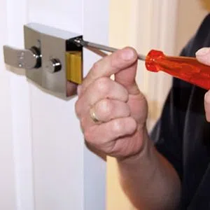 Gold Locksmith Store Baltimore, MD 410-697-2076 - emergency-unlock