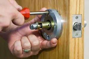 Gold Locksmith Store Baltimore, MD 410-697-2076 - lock-replace
